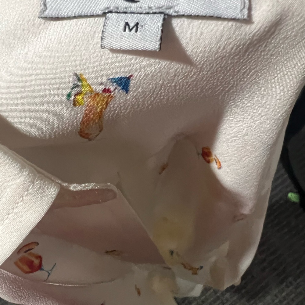 Colorful cocktails on Cream Silk blouse - Picture 5 of 5